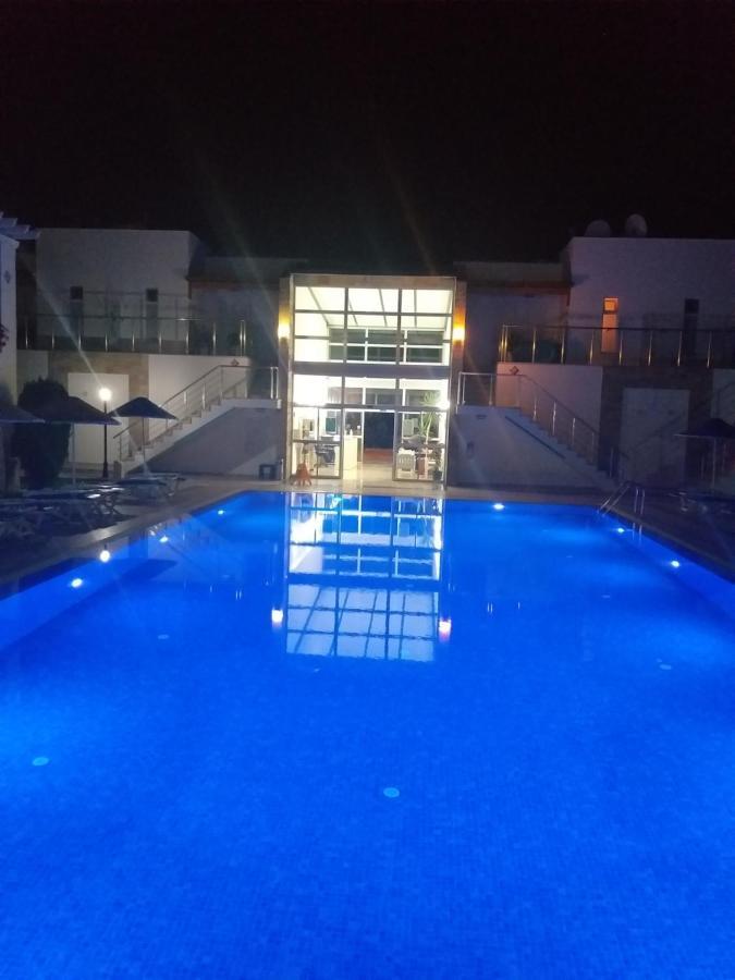 Paradise Apart Hotel บิเตซ ภายนอก รูปภาพ
