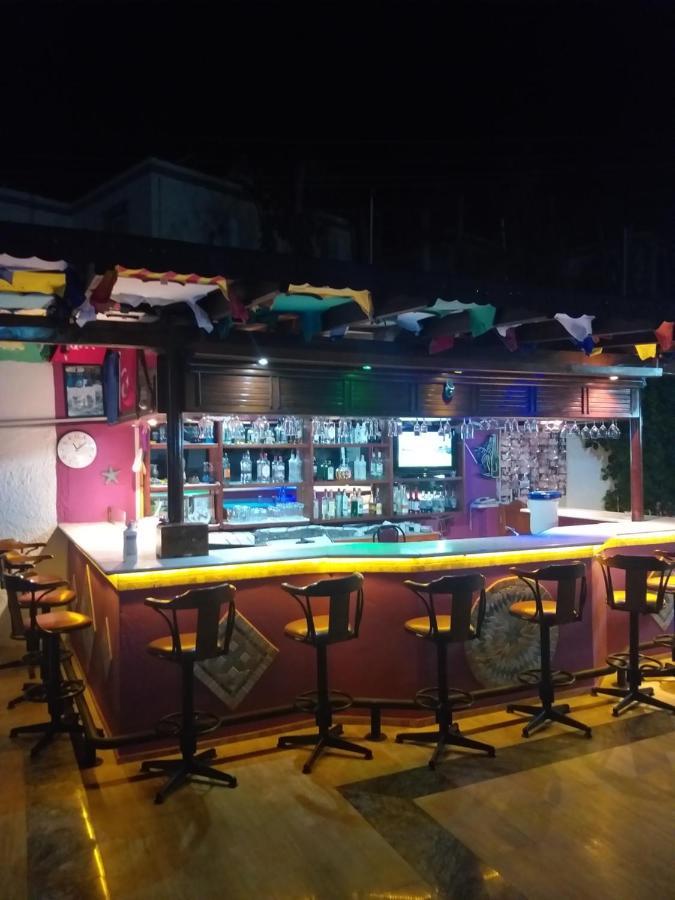 Paradise Apart Hotel บิเตซ ภายนอก รูปภาพ