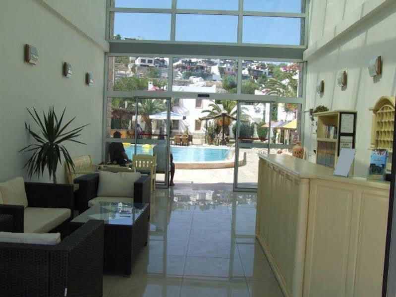 Paradise Apart Hotel บิเตซ ภายนอก รูปภาพ