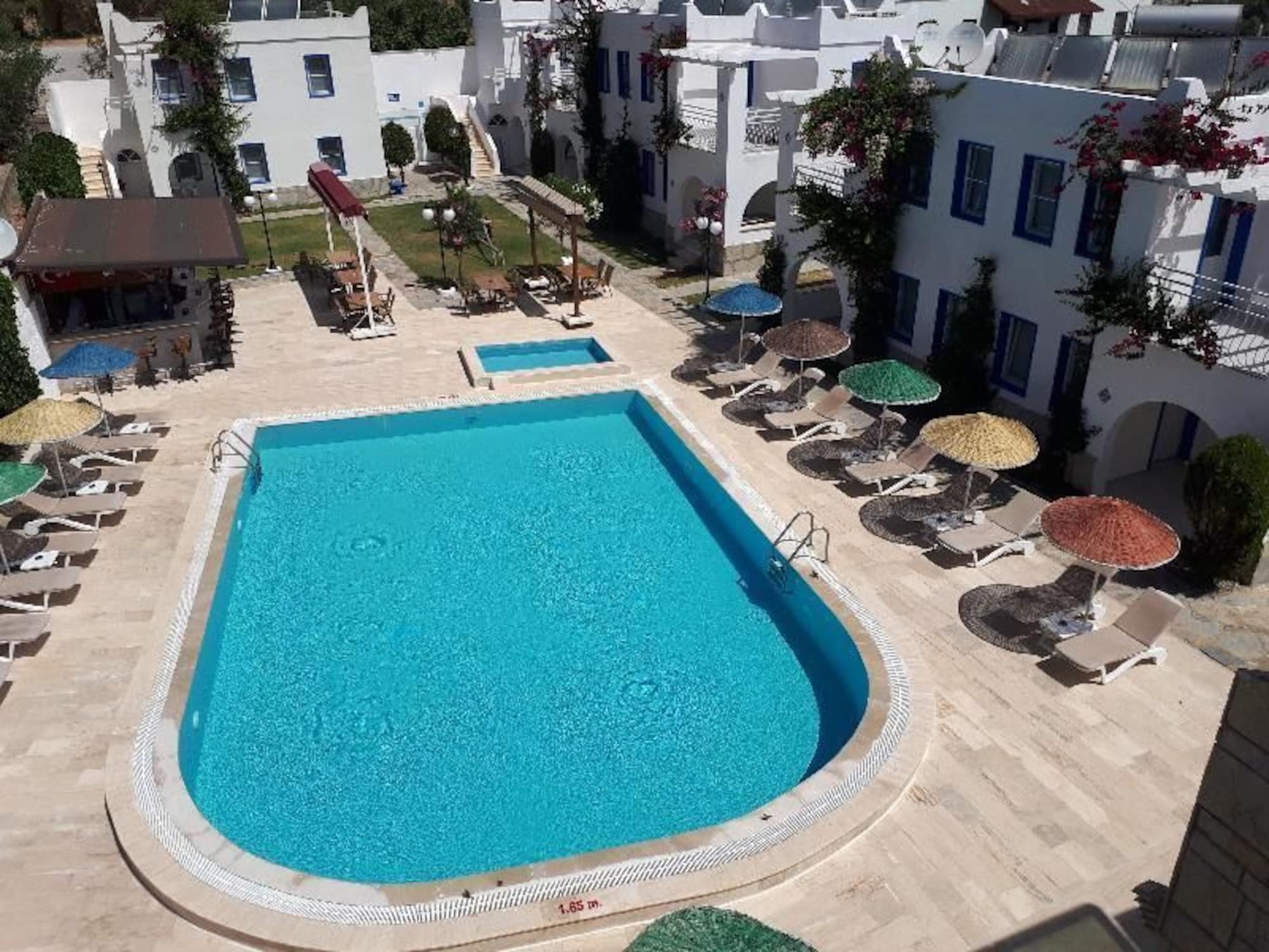 Paradise Apart Hotel บิเตซ ภายนอก รูปภาพ